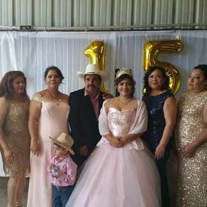 Meet your Posher, Leslie